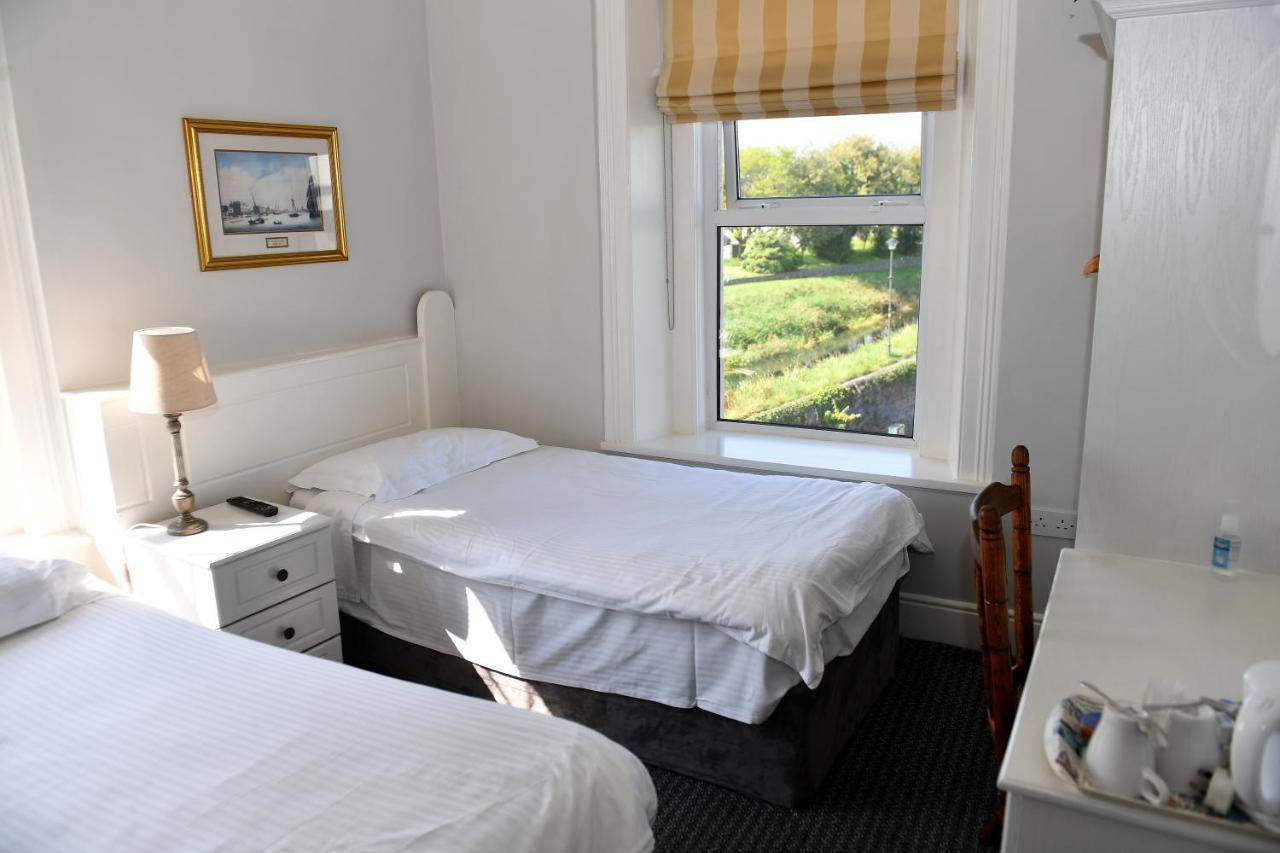 Railway House Guest House Муллингар Экстерьер фото