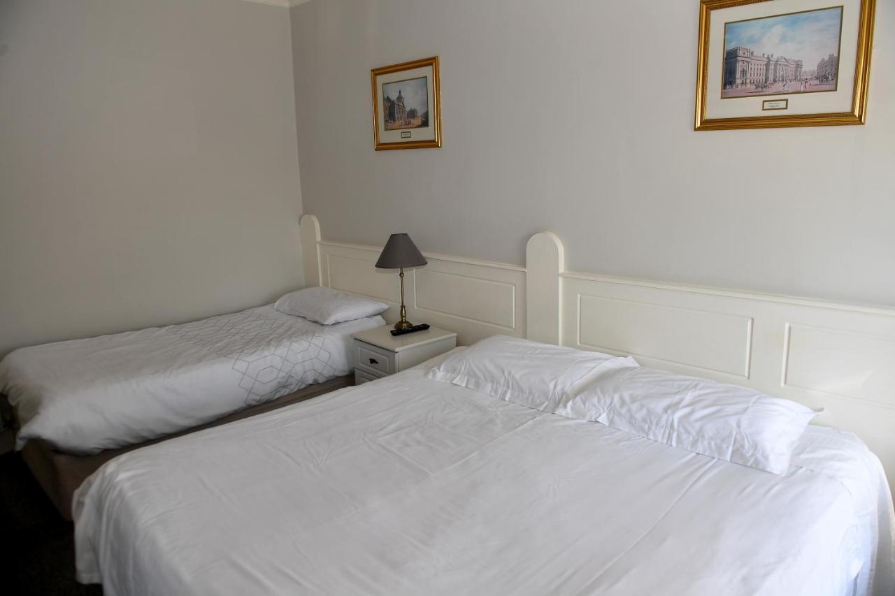 Railway House Guest House Муллингар Экстерьер фото